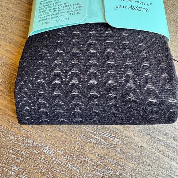 SPANX Assets Womens Size 3 Shaping Tights Textured Black Wishbone 155-180lbs NEW - Picture 8 of 8